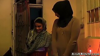 セックスアラブアラブの古いアフガンの売春宿が存在します！