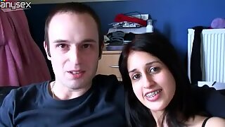 印度人女孩zarina mashood与她的男友做了一个热门的性爱录像